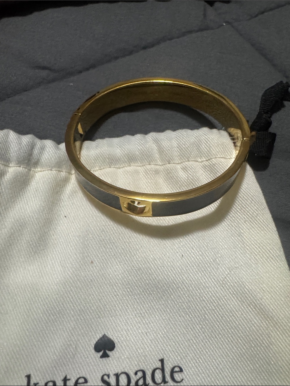 kate spade New York Heart Bangle w/dust bag - Picture 2 of 4